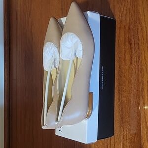 Nine West Flats, Size 7.5 M, Light Natural